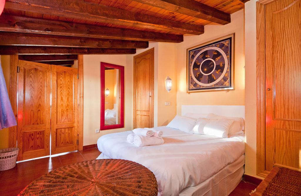 Atico Preciados Apartment